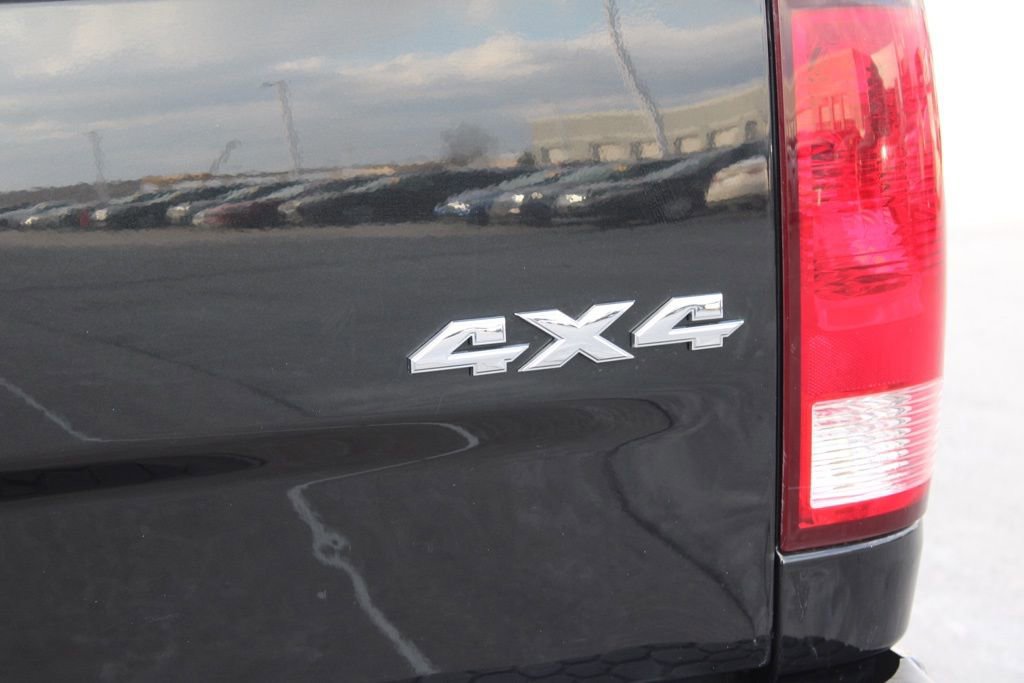 Used 2017 RAM 1500 Express image 9