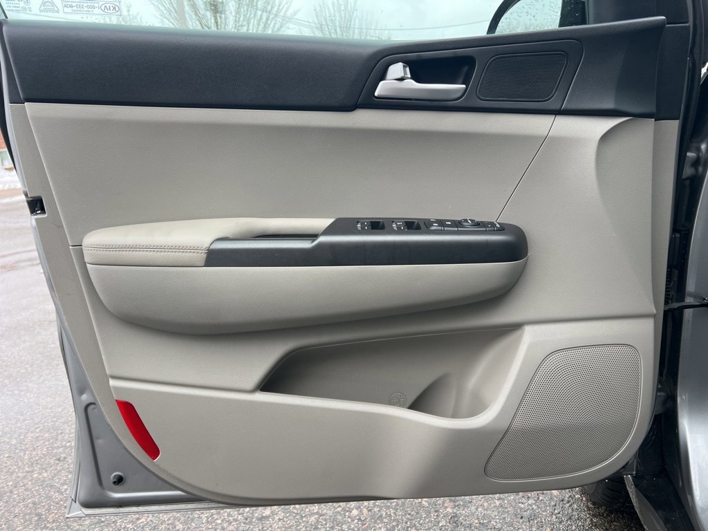 Used 2020 Kia Sportage LX w/ LX Popular Package image 10