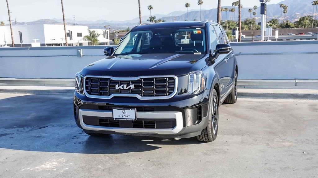 Used 2025 Kia Telluride S AWD/4WD image 4