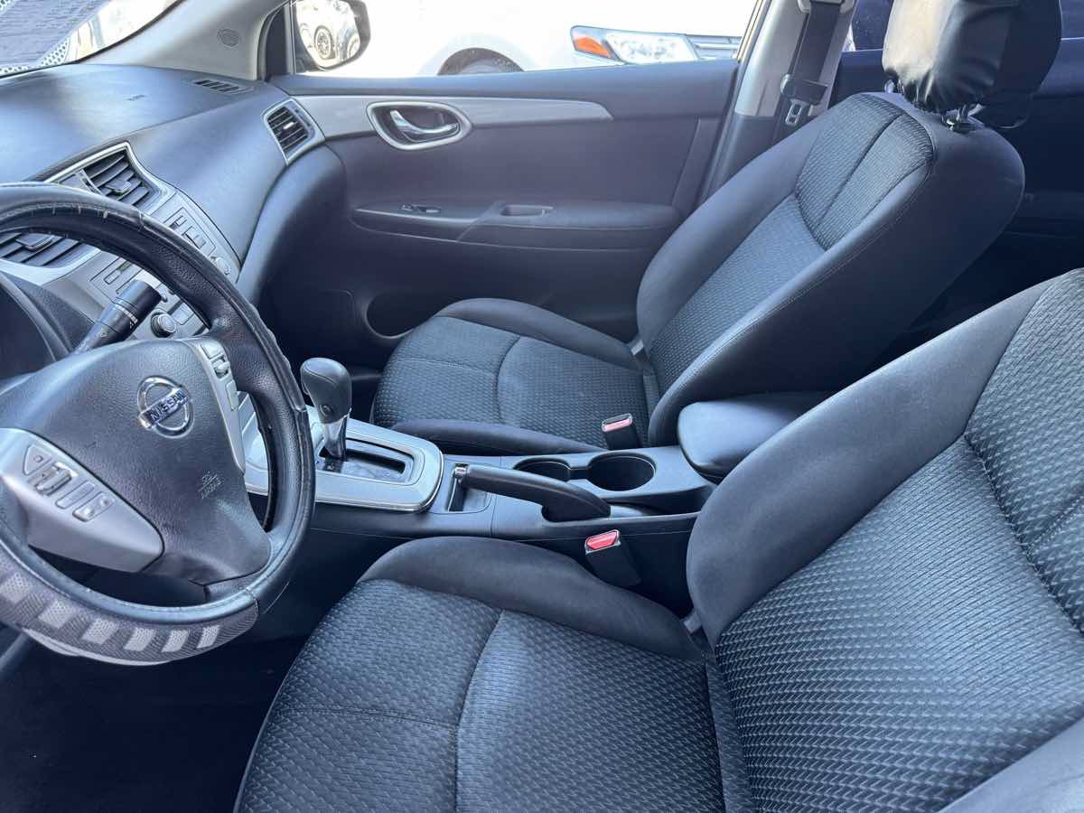 Used 2014 Nissan Sentra SR w/ Protection Package FWD image 33