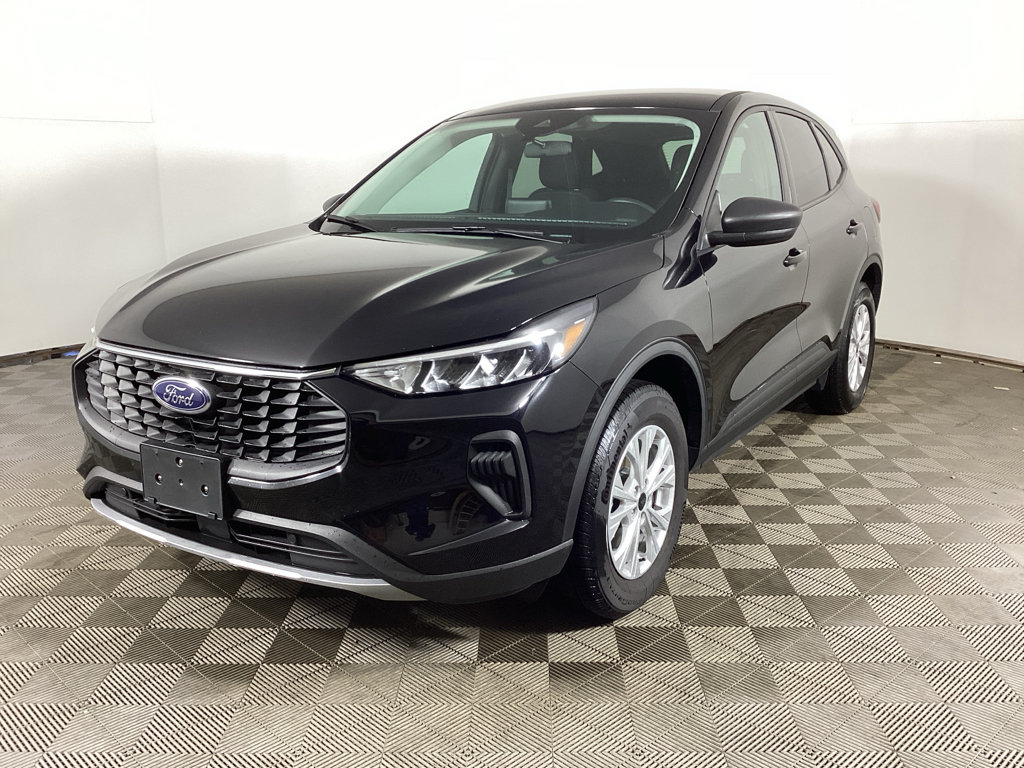 Used 2025 Ford Escape Active AWD/4WD image 5