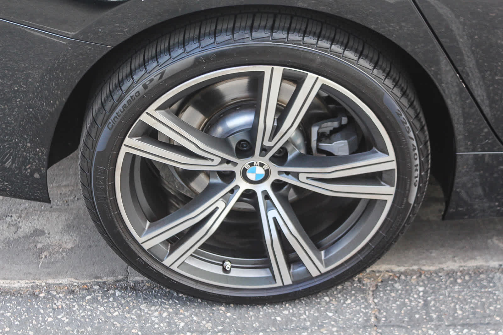 Used 2024 BMW 330i Sedan w/ Convenience Package RWD image 8