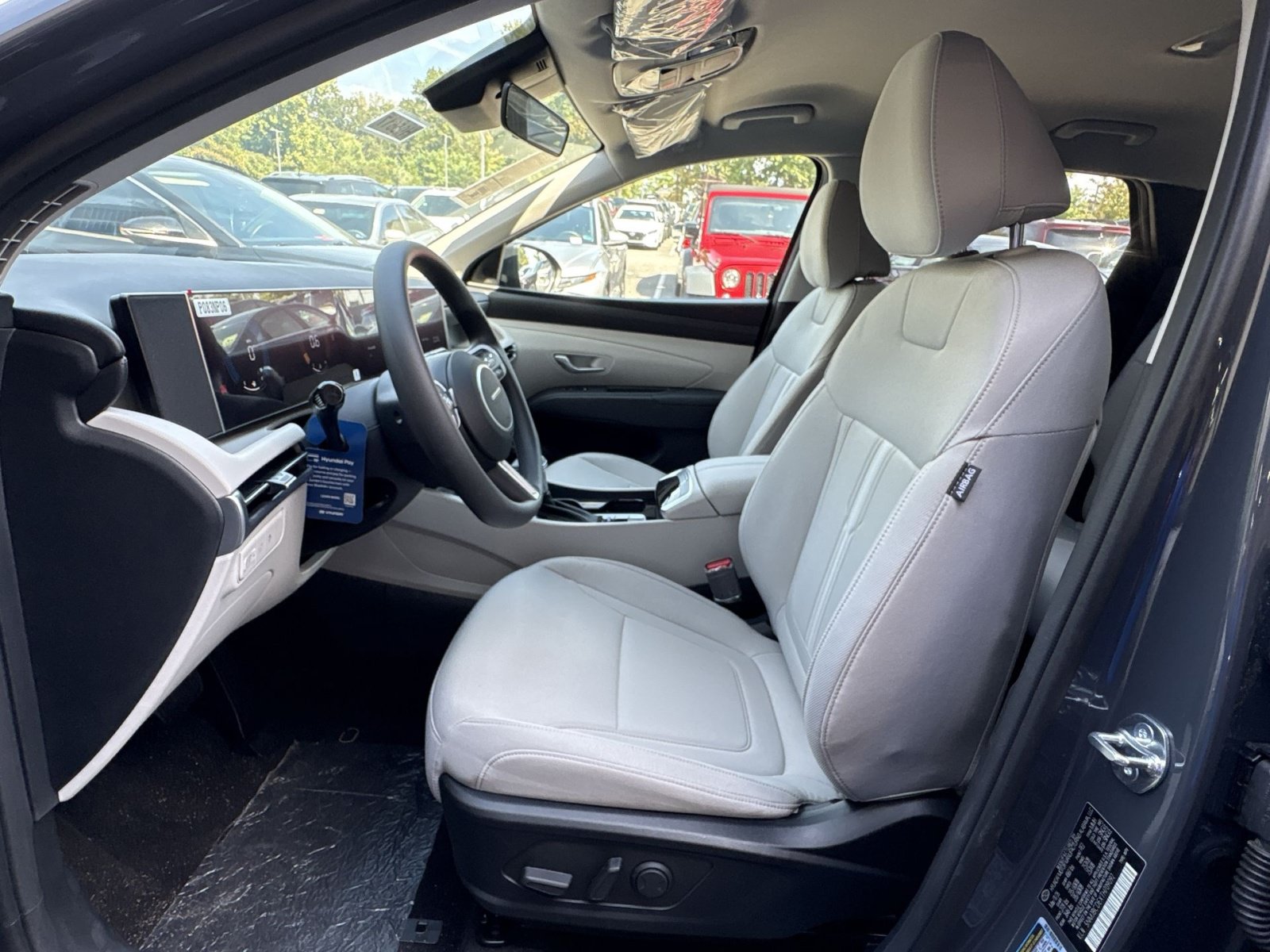 New 2026 Hyundai Tucson SEL Plus AWD/4WD image 13