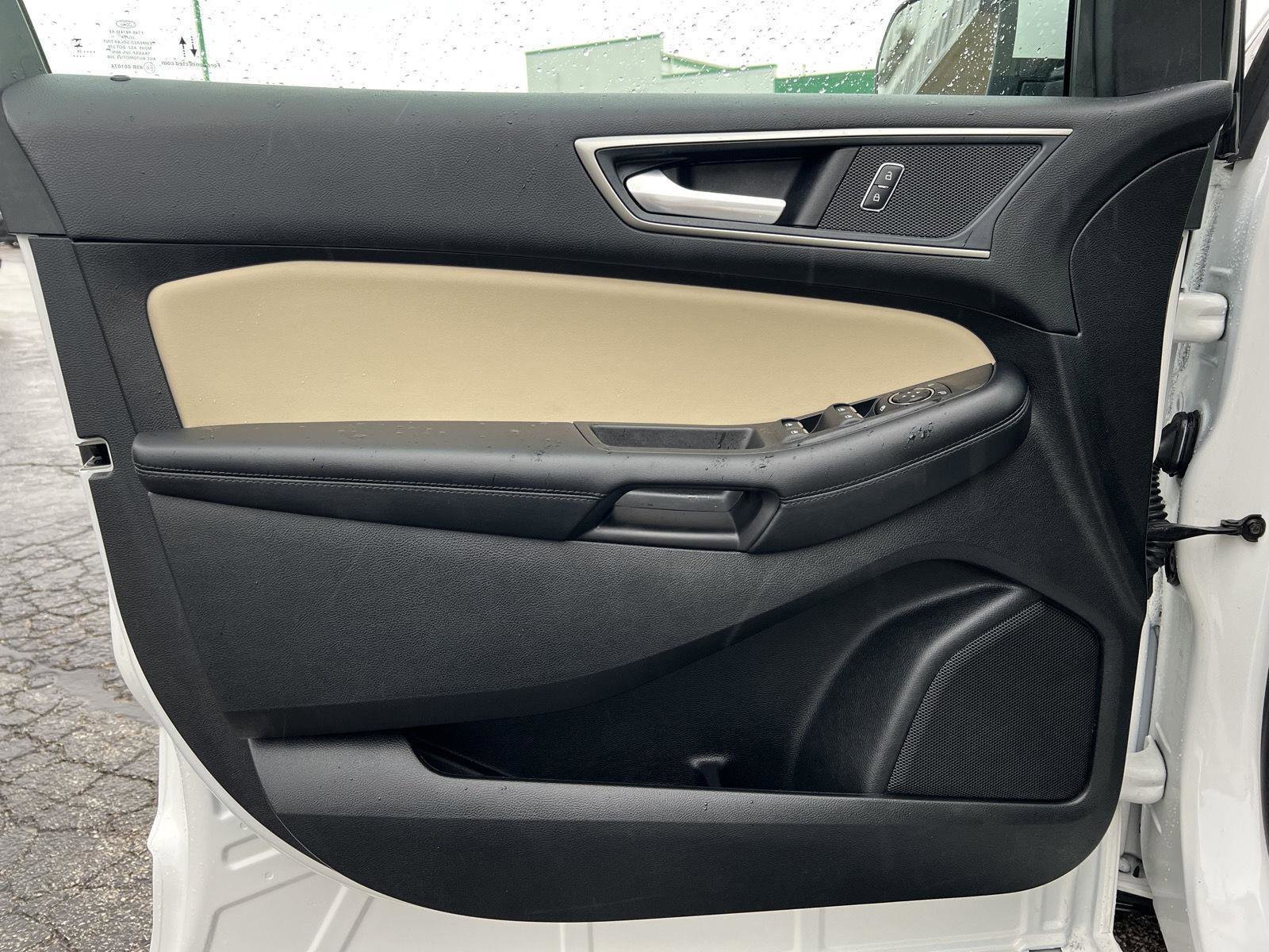 Used 2024 Ford Edge SEL w/ Convenience Package AWD/4WD image 13