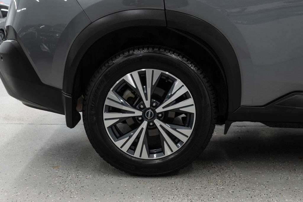 Used 2023 Nissan Rogue SV w/ SV Premium B Package AWD/4WD image 32