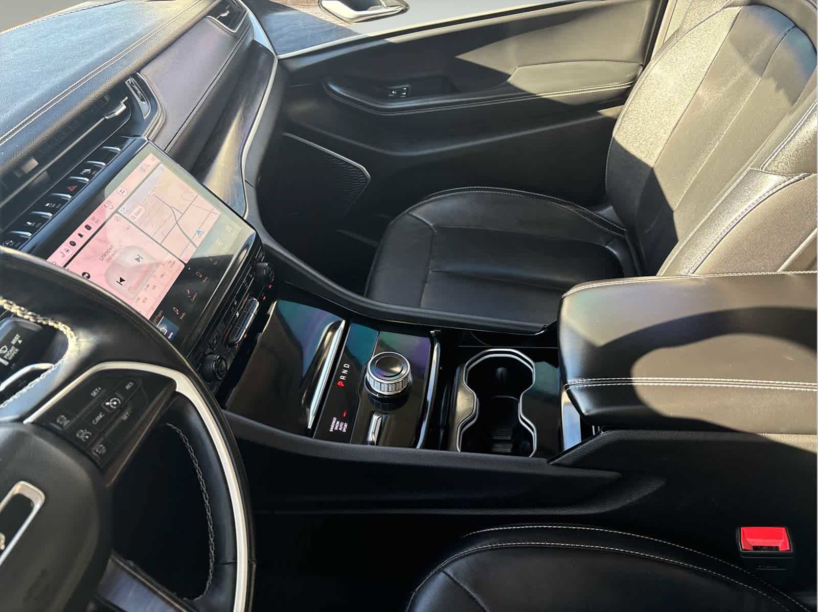 Used 2022 Jeep Grand Cherokee L Limited image 24