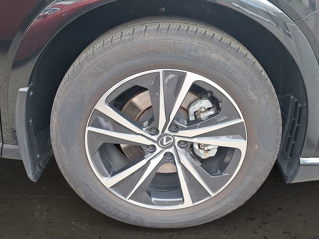 Used 2024 Lexus RX 350 Premium w/ Convenience Package image 3