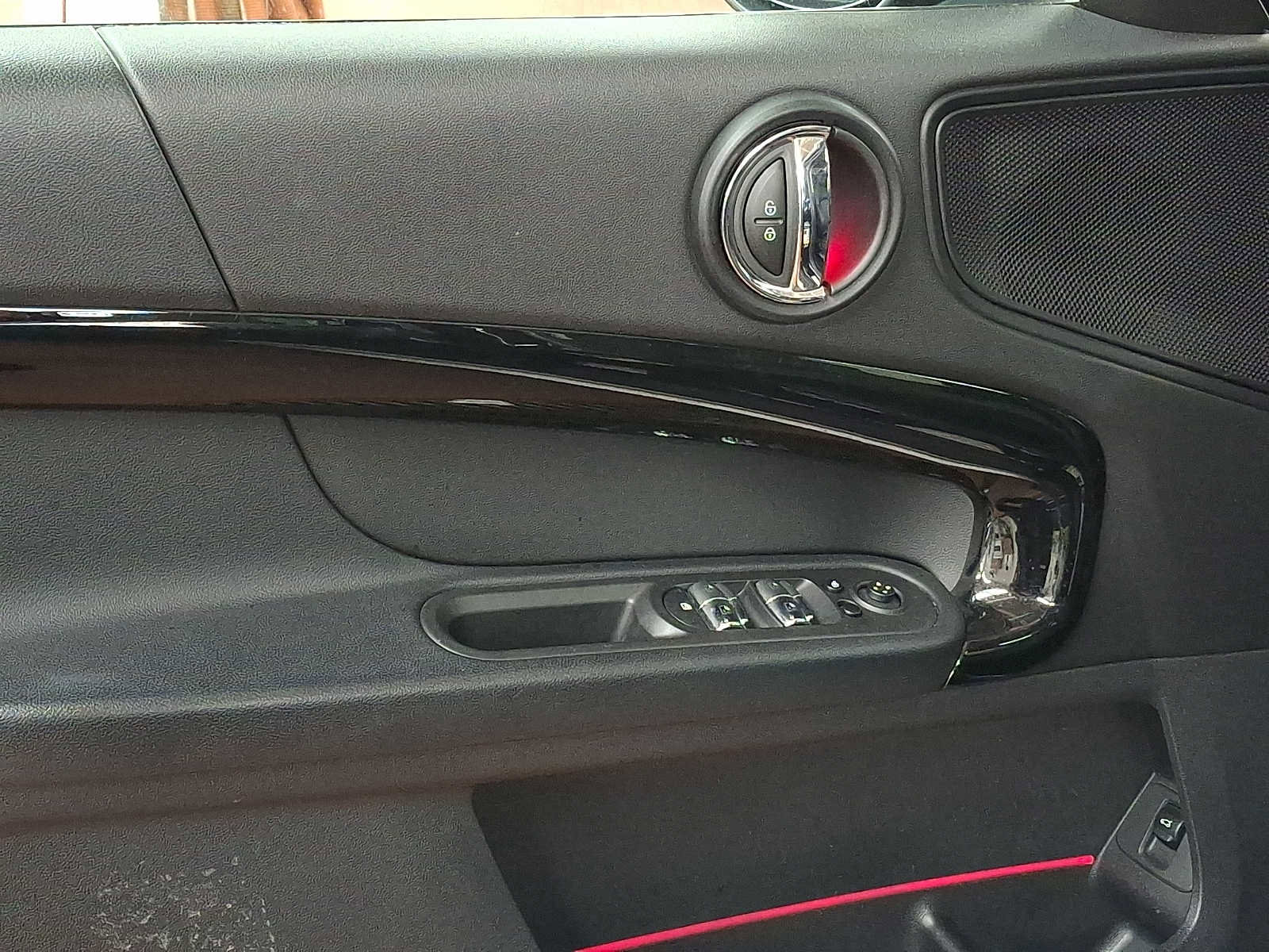 Certified 2024 MINI Cooper Countryman S image 8