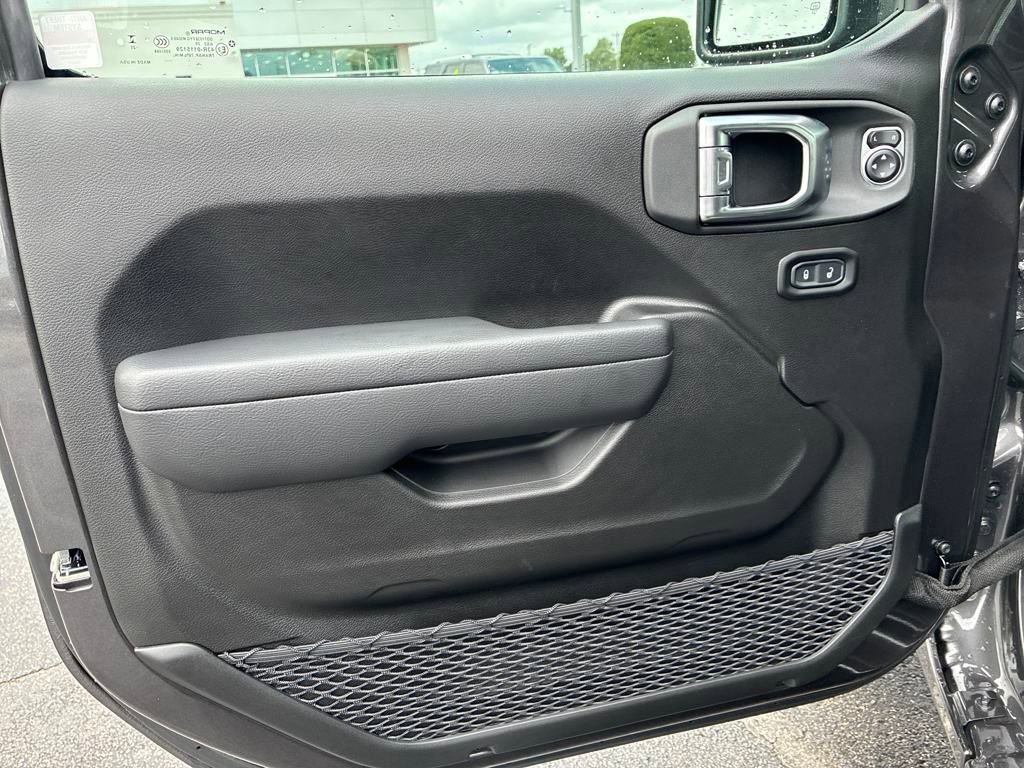 New 2025 Jeep Wrangler Sport S image 10