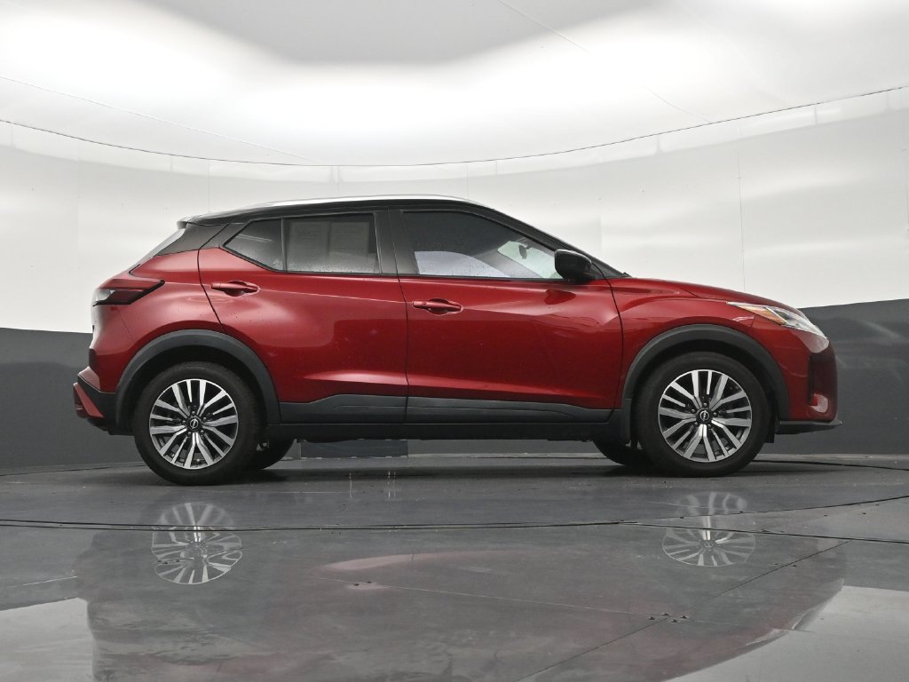 Used 2022 Nissan Kicks SV FWD image 28