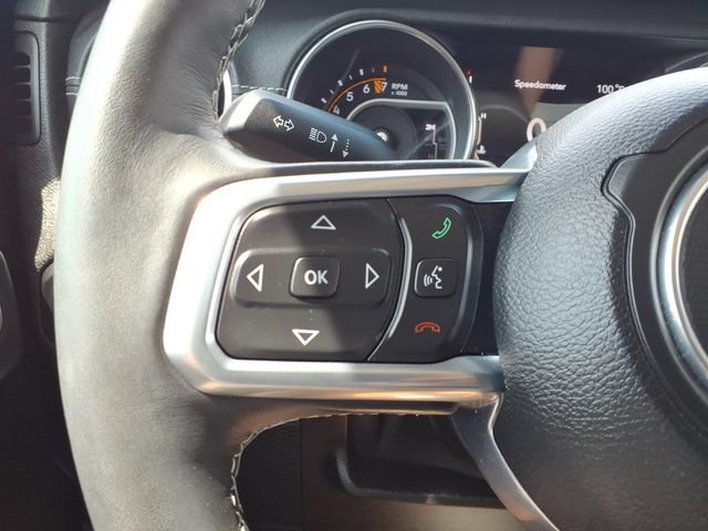 Used 2019 Jeep Wrangler Unlimited Sahara w/ Safety Group AWD/4WD image 14