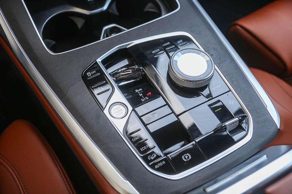 Certified 2024 BMW X7 xDrive40i w/ M Sport Package AWD/4WD image 20