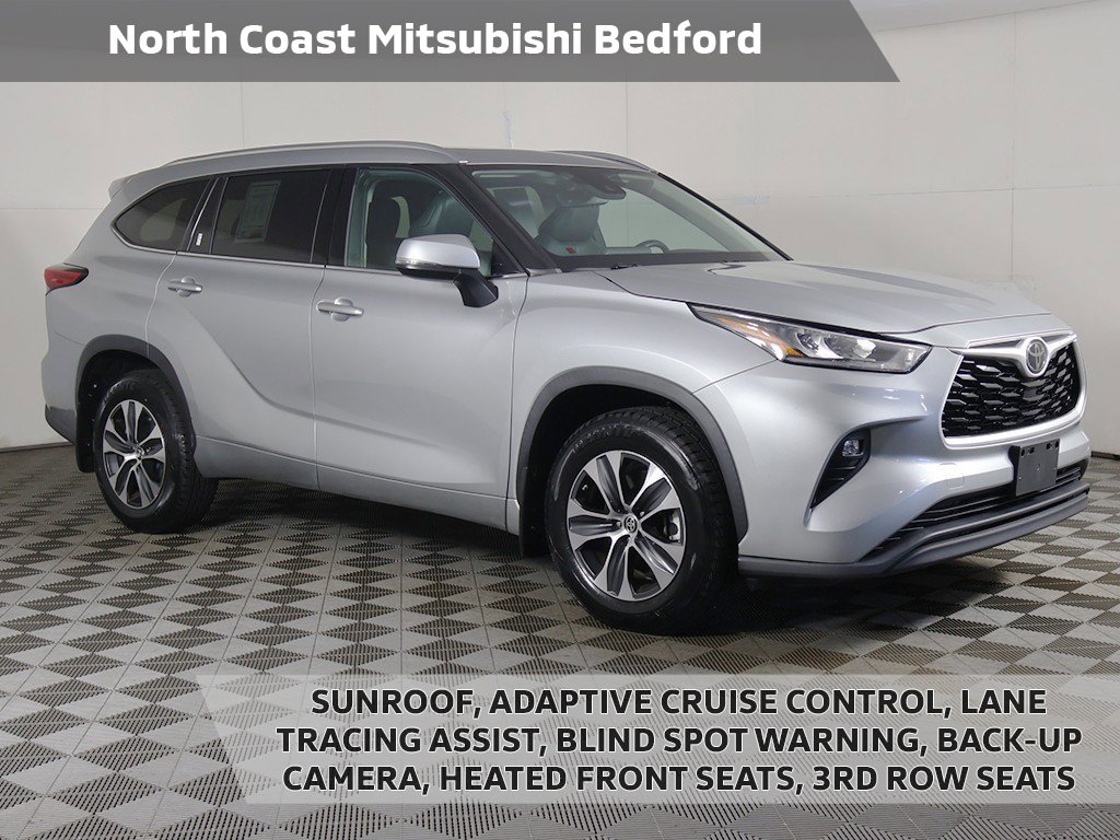 Used 2020 Toyota Highlander XLE image 1