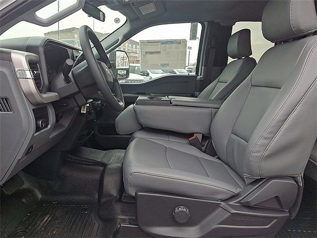 New 2026 Ford F550 4x4 Supercab Super Duty image 6