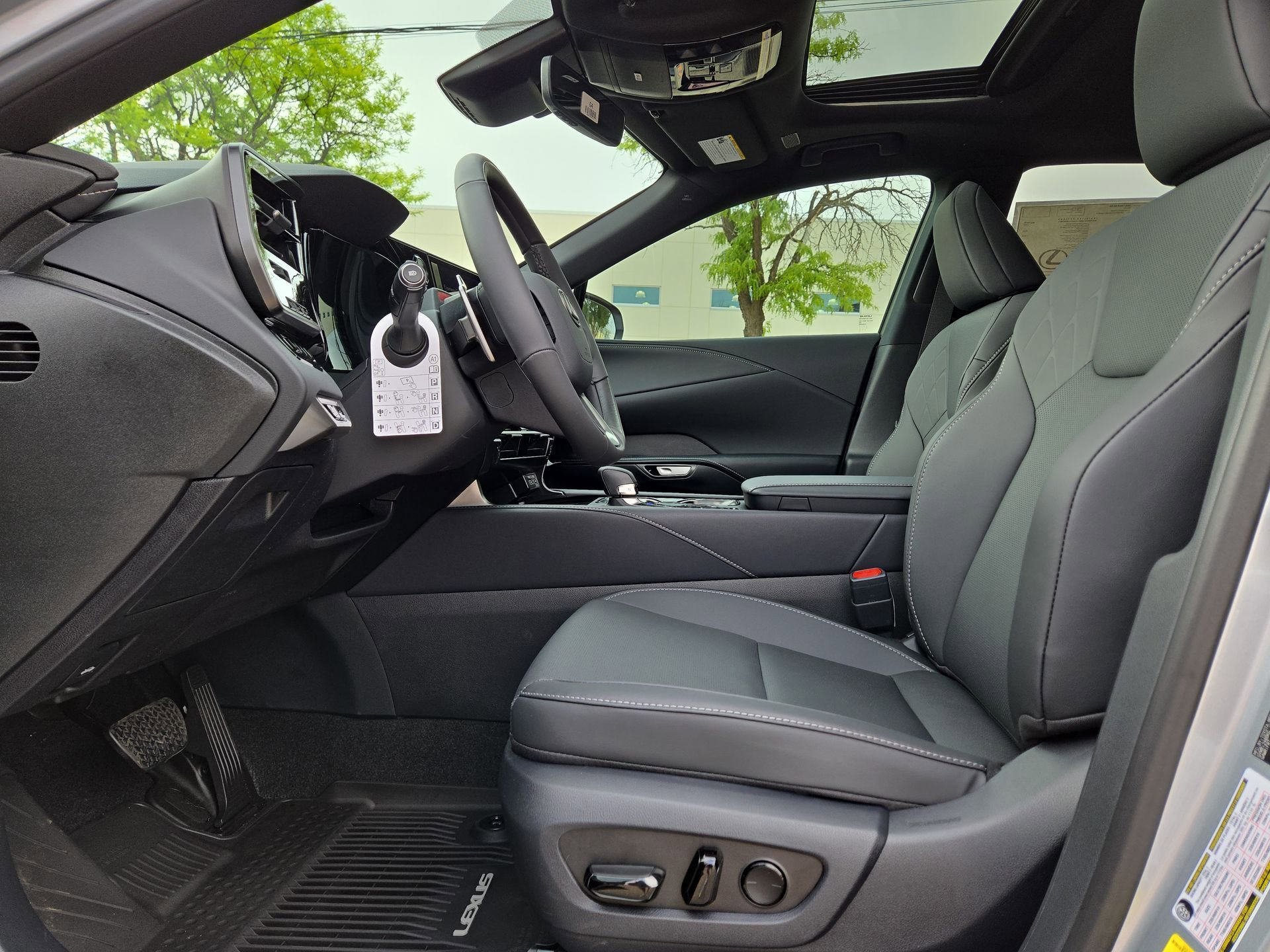 New 2026 Lexus RX 350 Premium FWD image 16