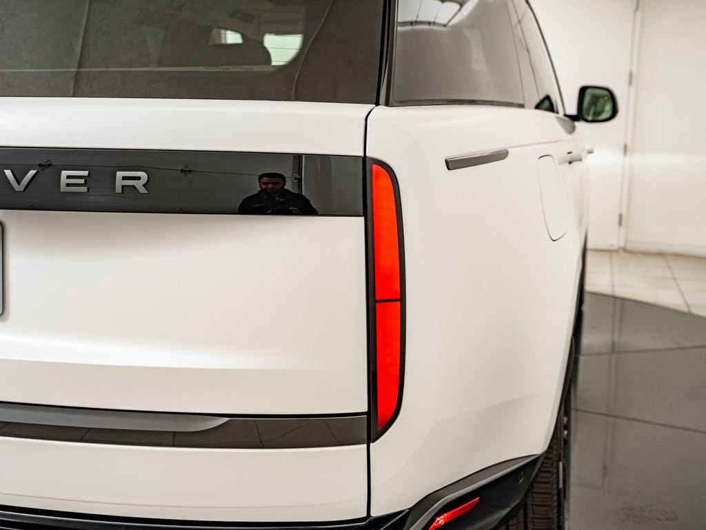 New 2026 Land Rover Range Rover SE AWD/4WD image 14