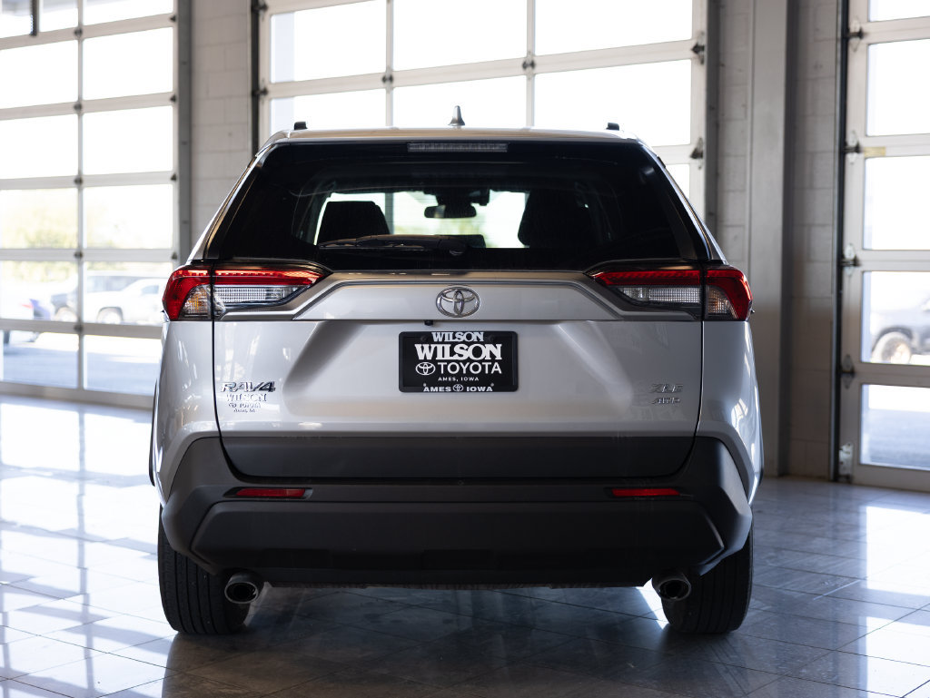 Used 2024 Toyota RAV4 XLE w/ Convenience Package AWD/4WD image 4