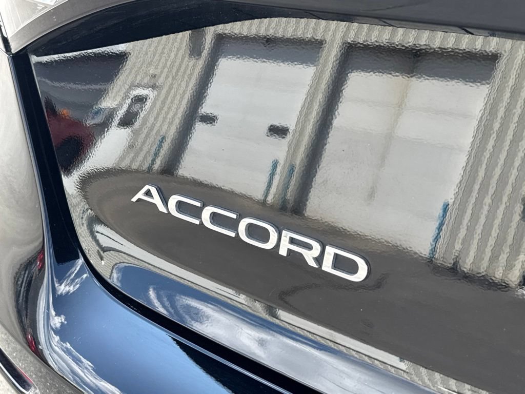 Used 2023 Honda Accord EX image 10