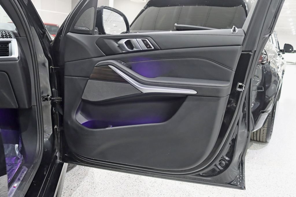 Used 2024 BMW X5 xDrive40i w/ M Sport Package image 38