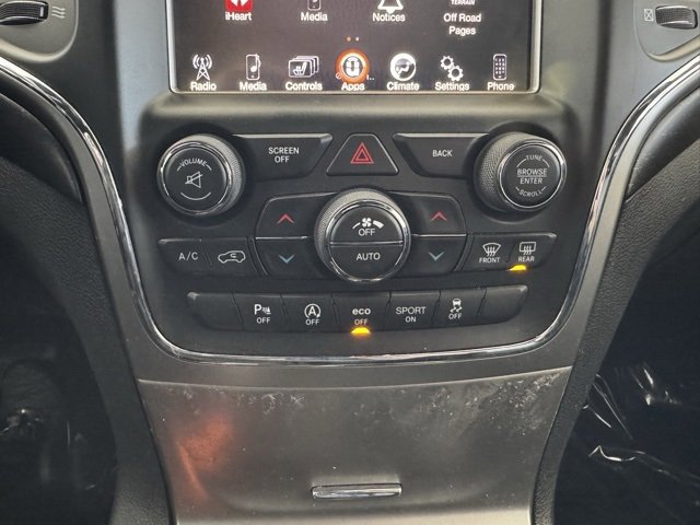 Used 2017 Jeep Grand Cherokee Altitude image 13