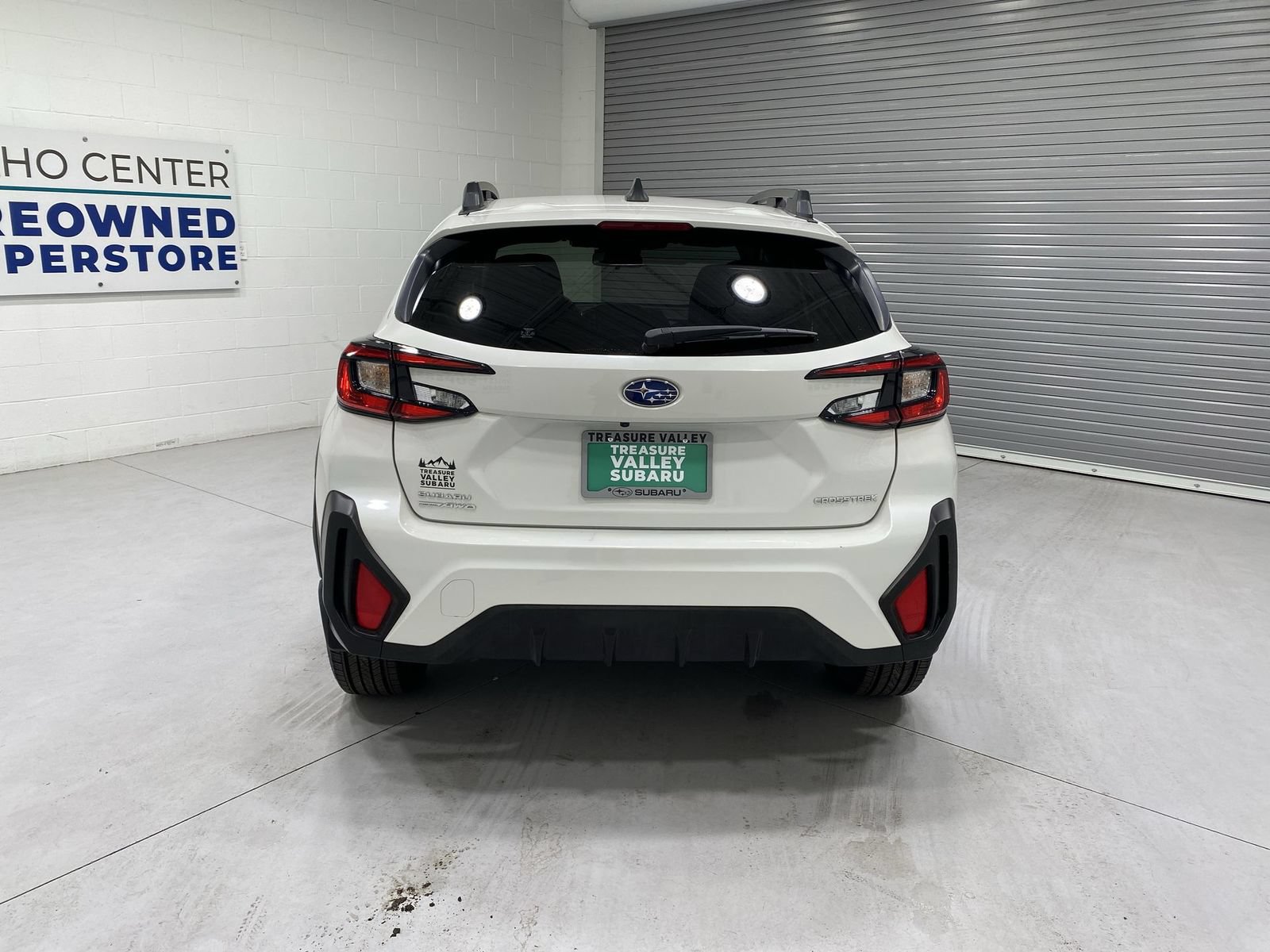 Used 2024 Subaru Crosstrek 2.0i Premium AWD/4WD image 7