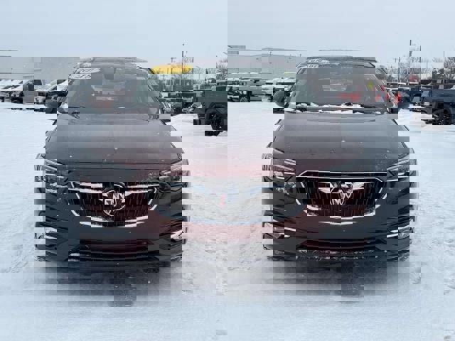 Used 2018 Buick Regal Preferred w/ Driver Confidence Package #1 image 3