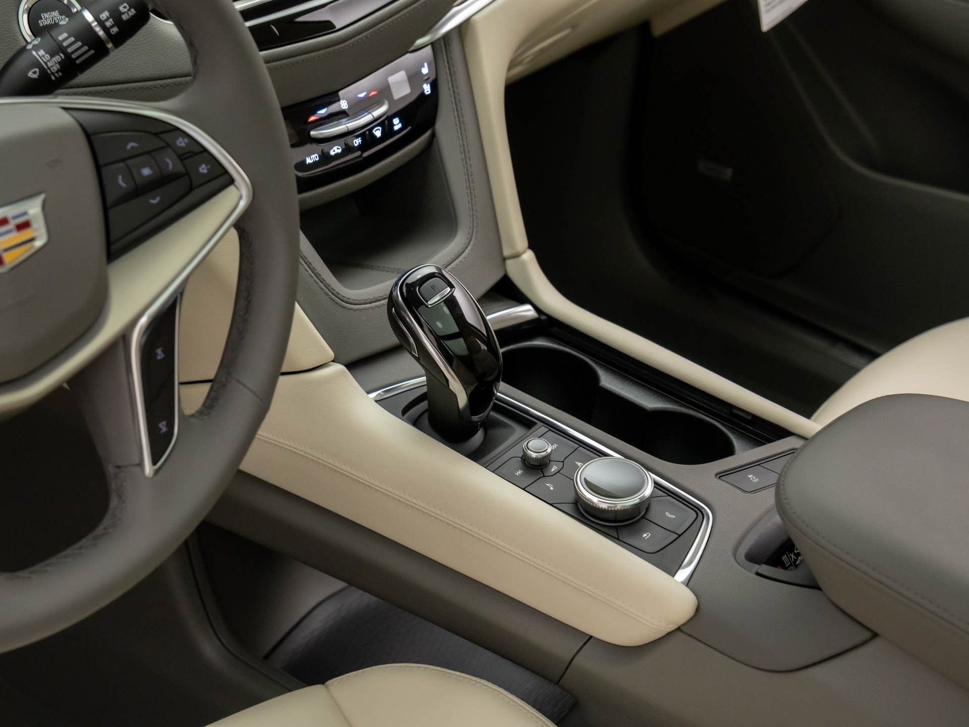 New 2026 Cadillac XT5 Premium Luxury w/ LPO, Floor Liner Package image 14