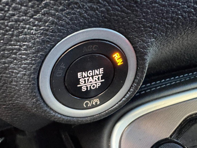 Used 2019 Dodge Challenger R/T RWD image 19