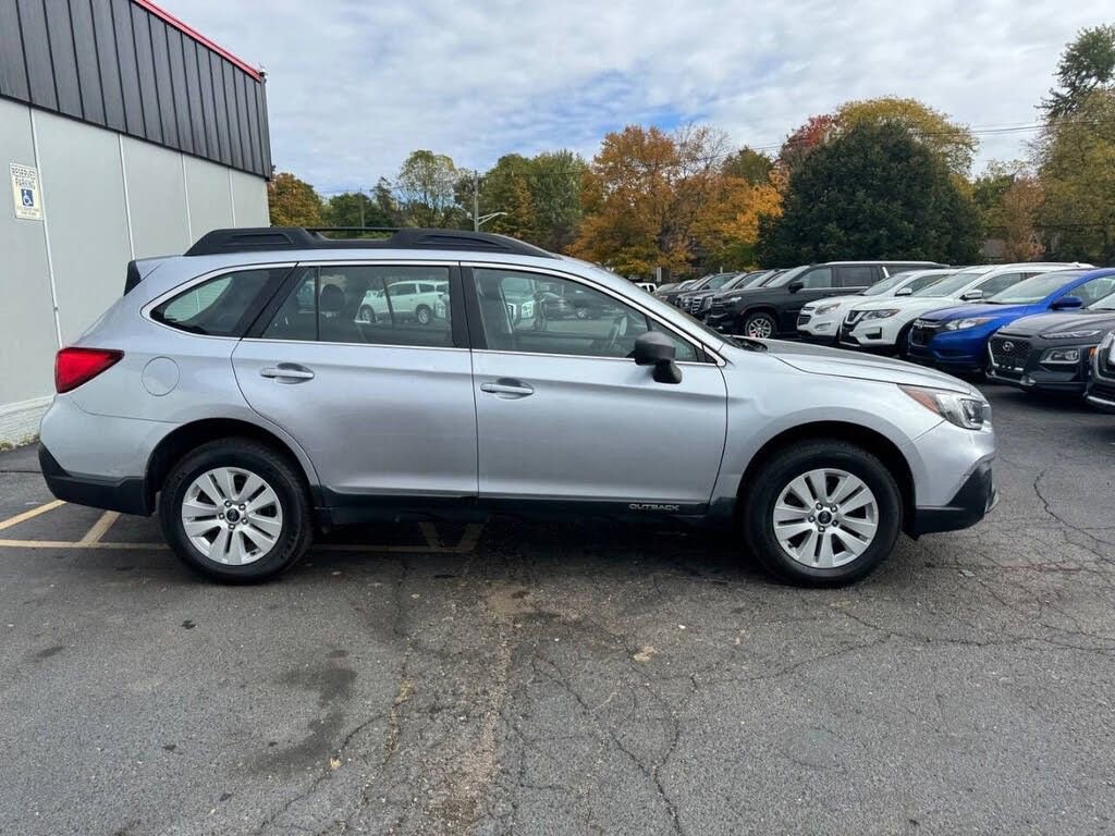 Used 2018 Subaru Outback 2.5i image 8