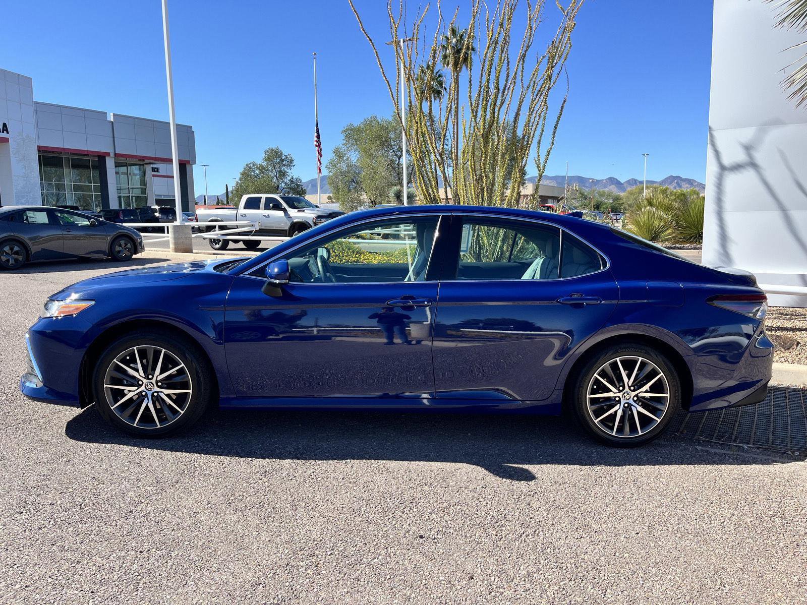 Used 2024 Toyota Camry XLE image 2
