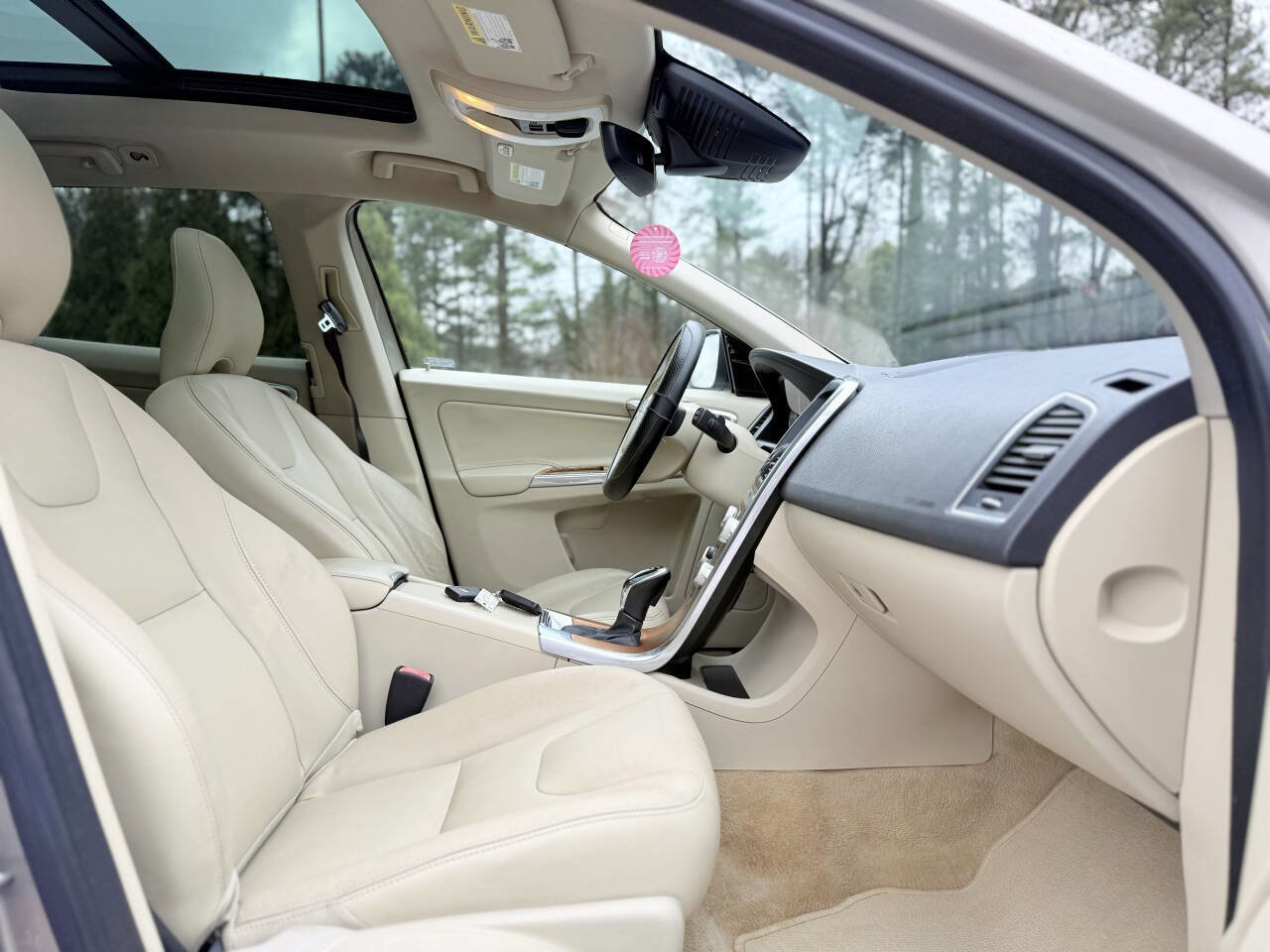Used 2015 Volvo XC60 T5 Platinum FWD image 16