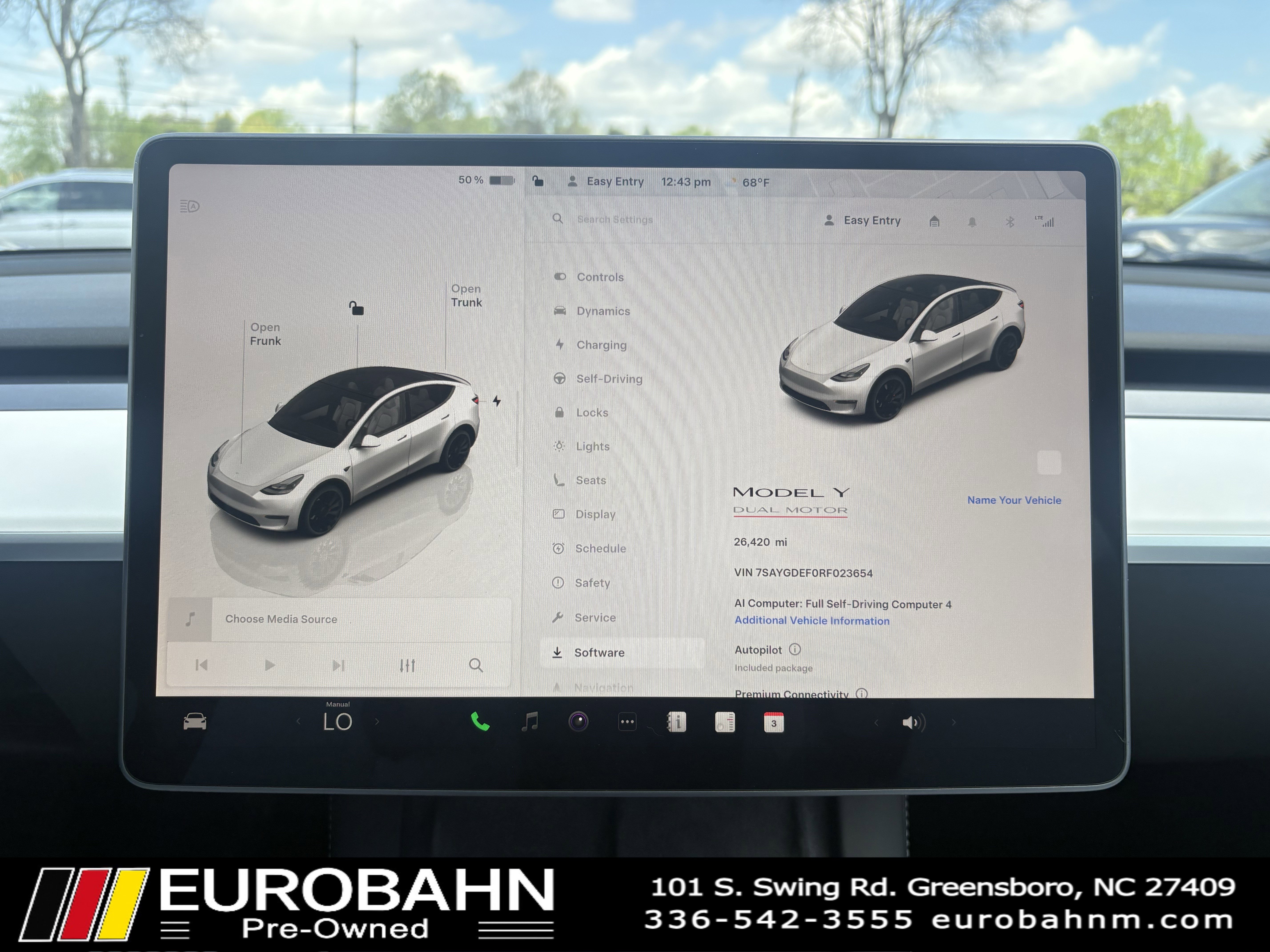 Used 2024 Tesla Model Y Performance image 21