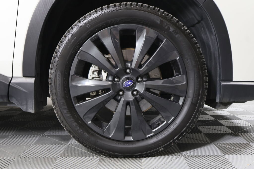 Used 2022 Subaru Ascent Onyx Edition image 2