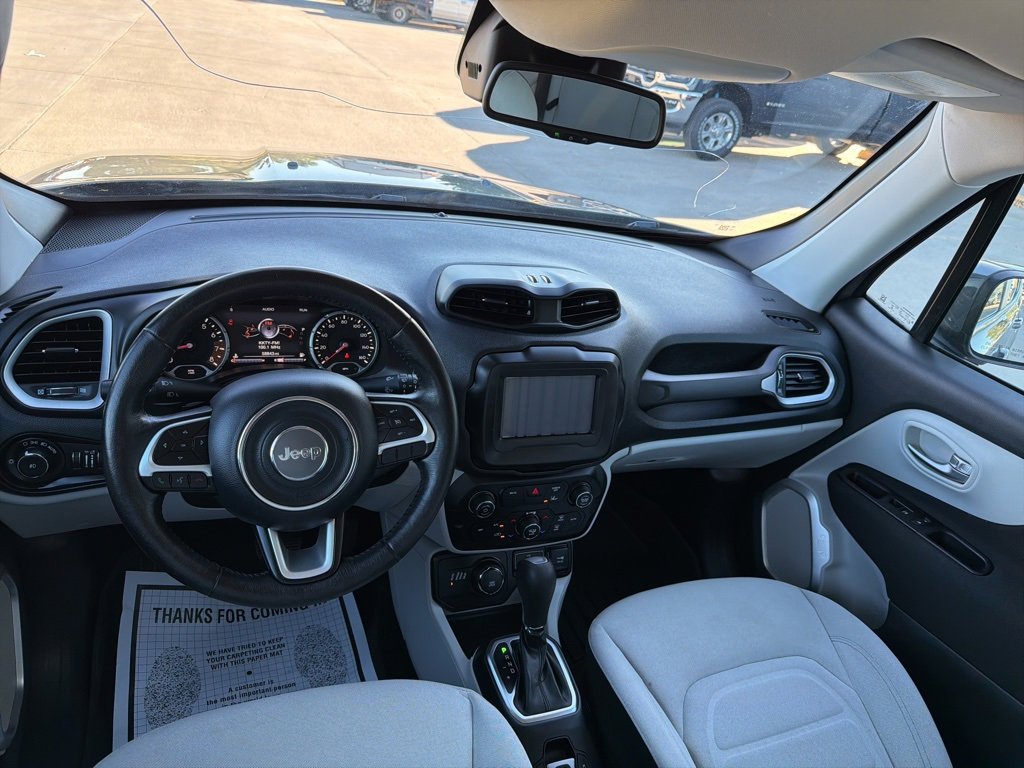 Used 2021 Jeep Renegade Latitude w/ Convenience Group image 9