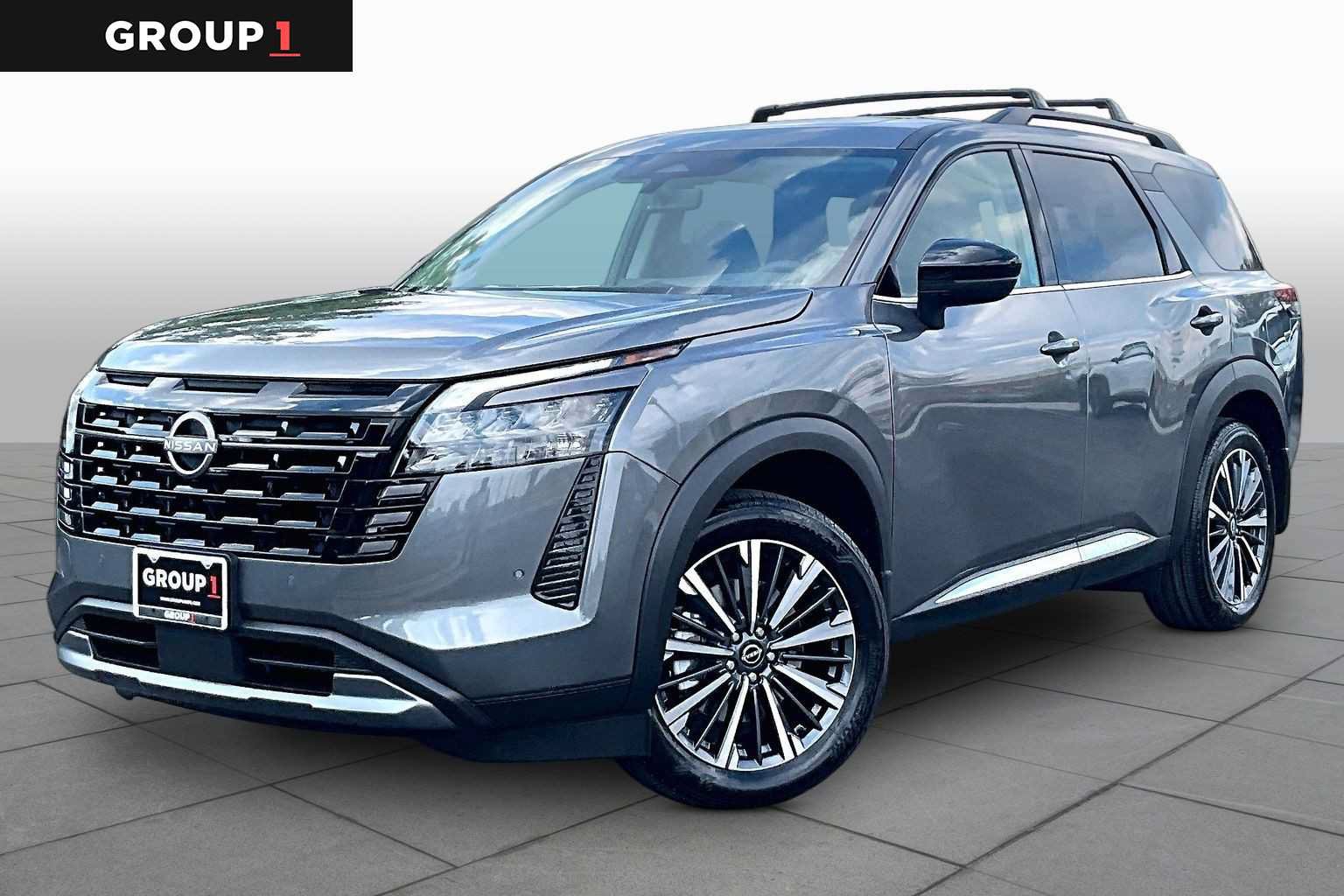 New 2026 Nissan Pathfinder Platinum FWD image 1