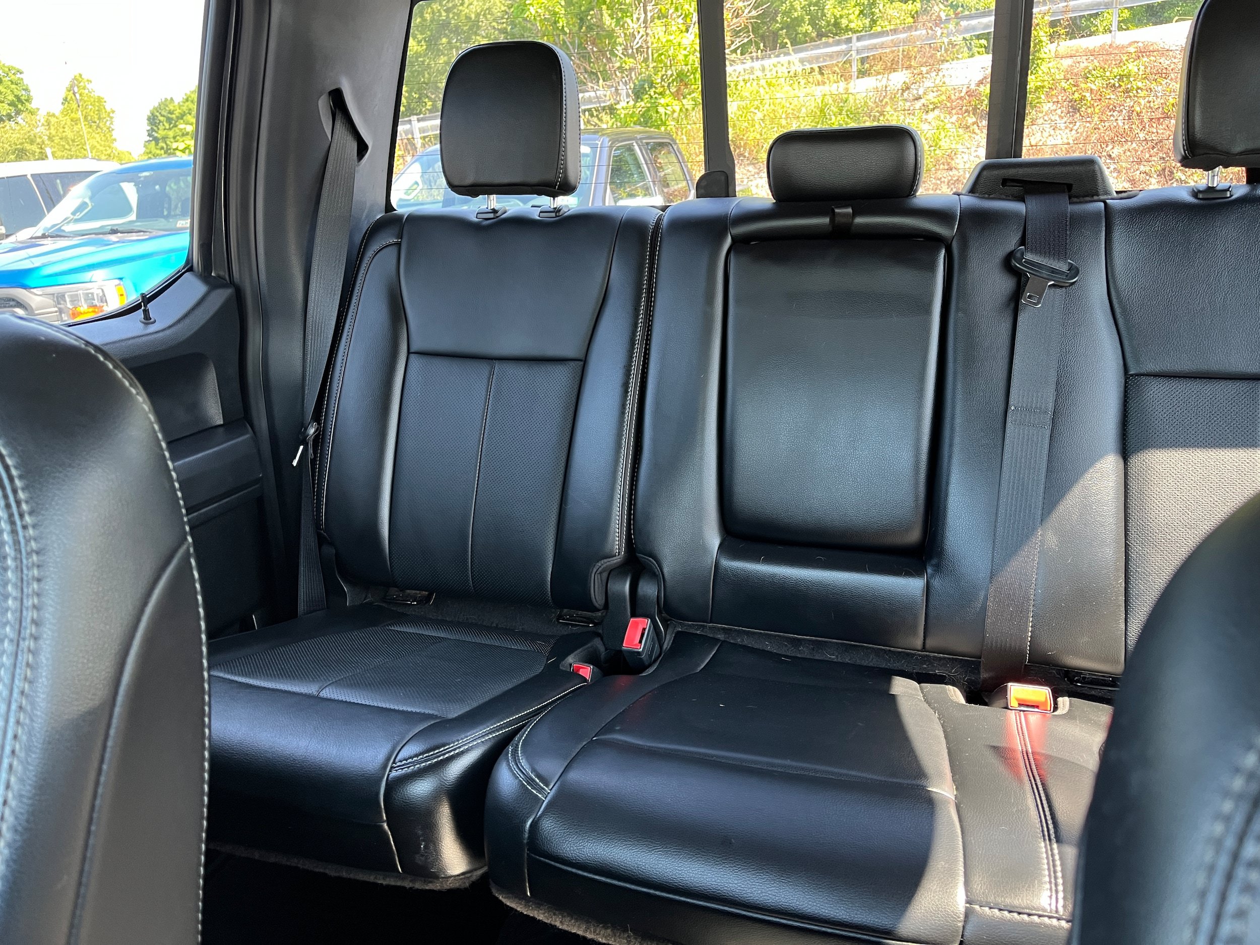 Used 2019 Ford F150 Lariat w/ Trailer Tow Package AWD/4WD image 24