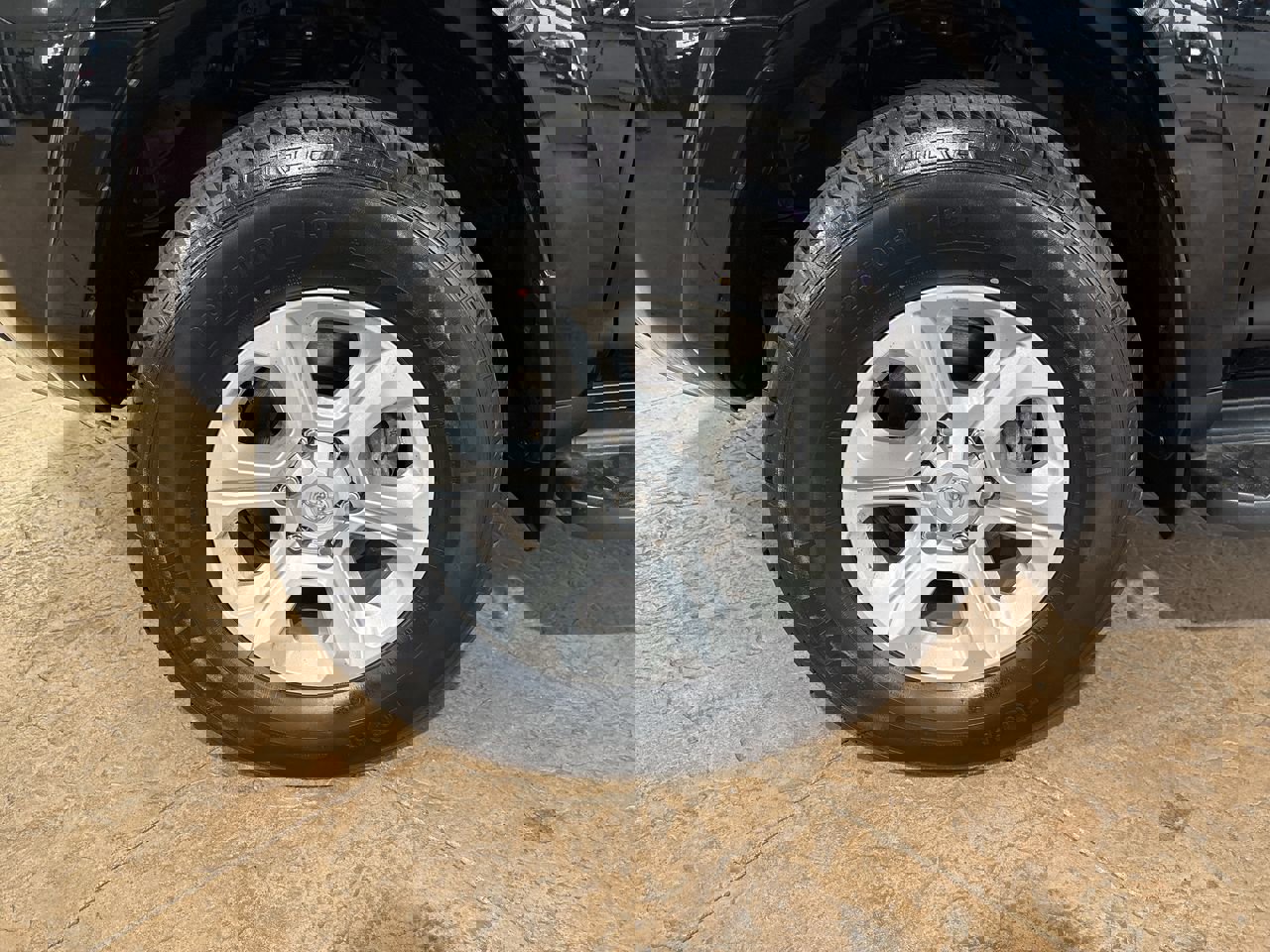 Certified 2024 Toyota 4Runner SR5 Premium image 10