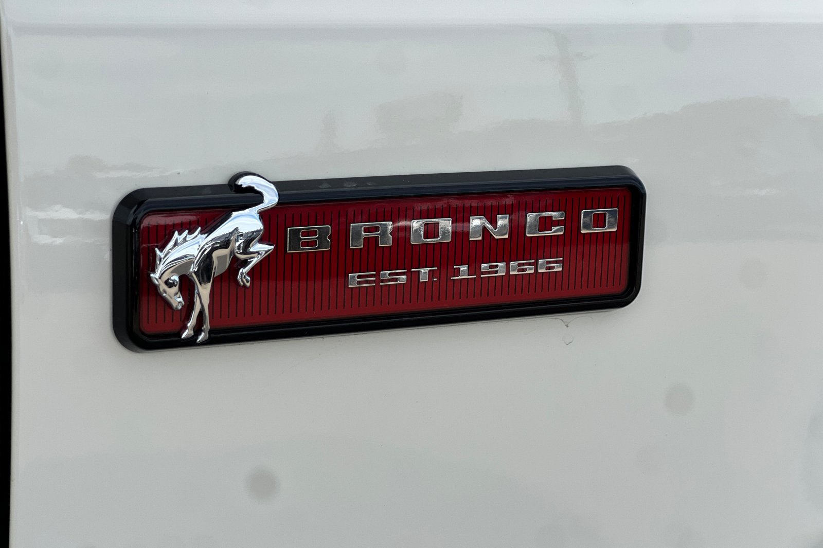 New 2026 Ford Bronco Outer Banks w/ Sasquatch Package AWD/4WD image 7