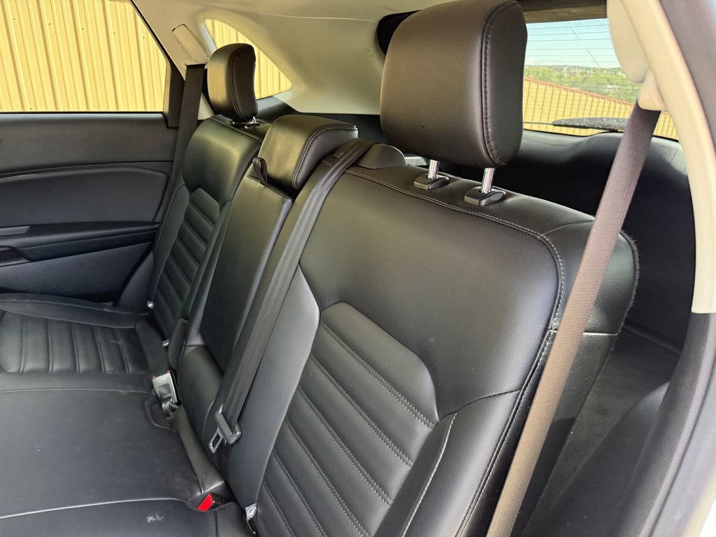 Certified 2024 Ford Edge SEL AWD/4WD image 21