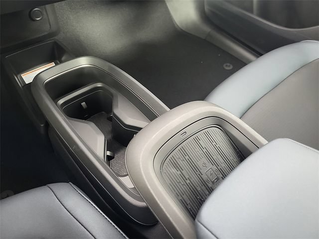 New 2026 Nissan Leaf SV+ w/ Illuminated Package FWD image 18