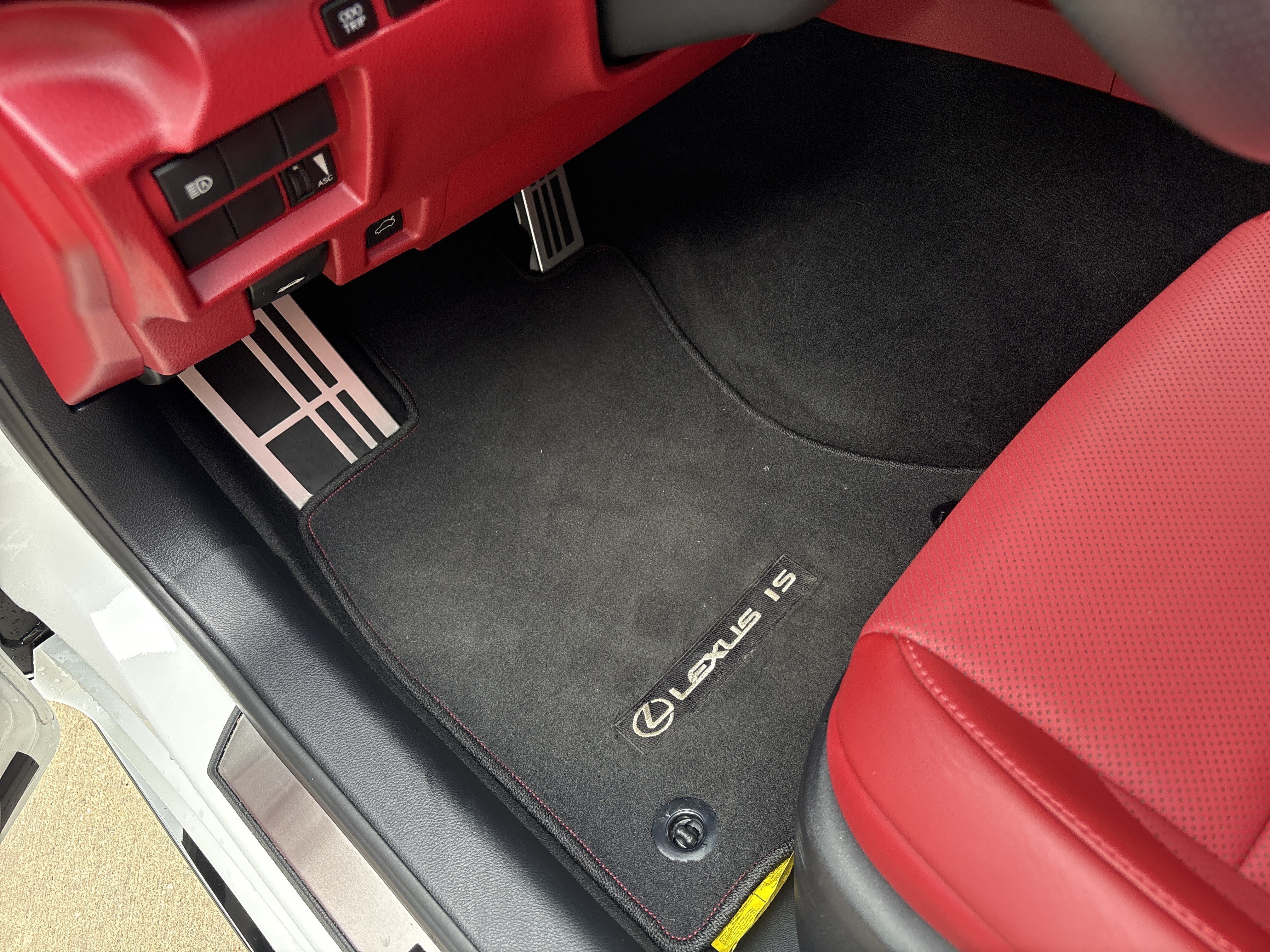 Certified 2025 Lexus IS 350 F Sport AWD/4WD image 17