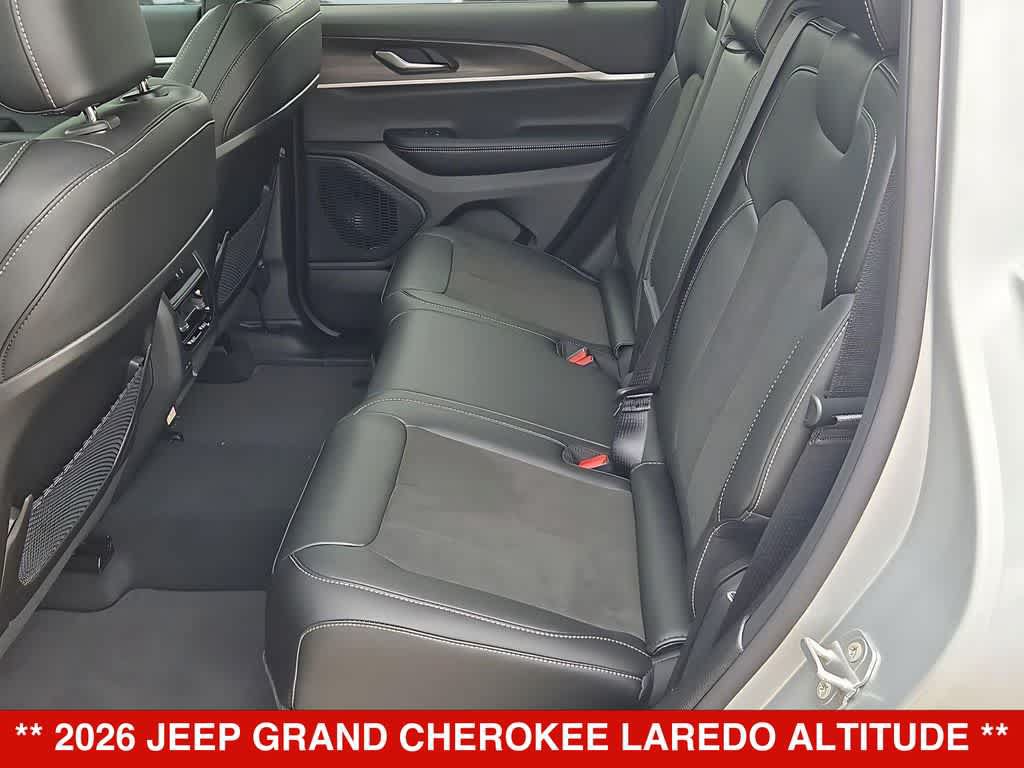 New 2026 Jeep Grand Cherokee Altitude AWD/4WD image 22
