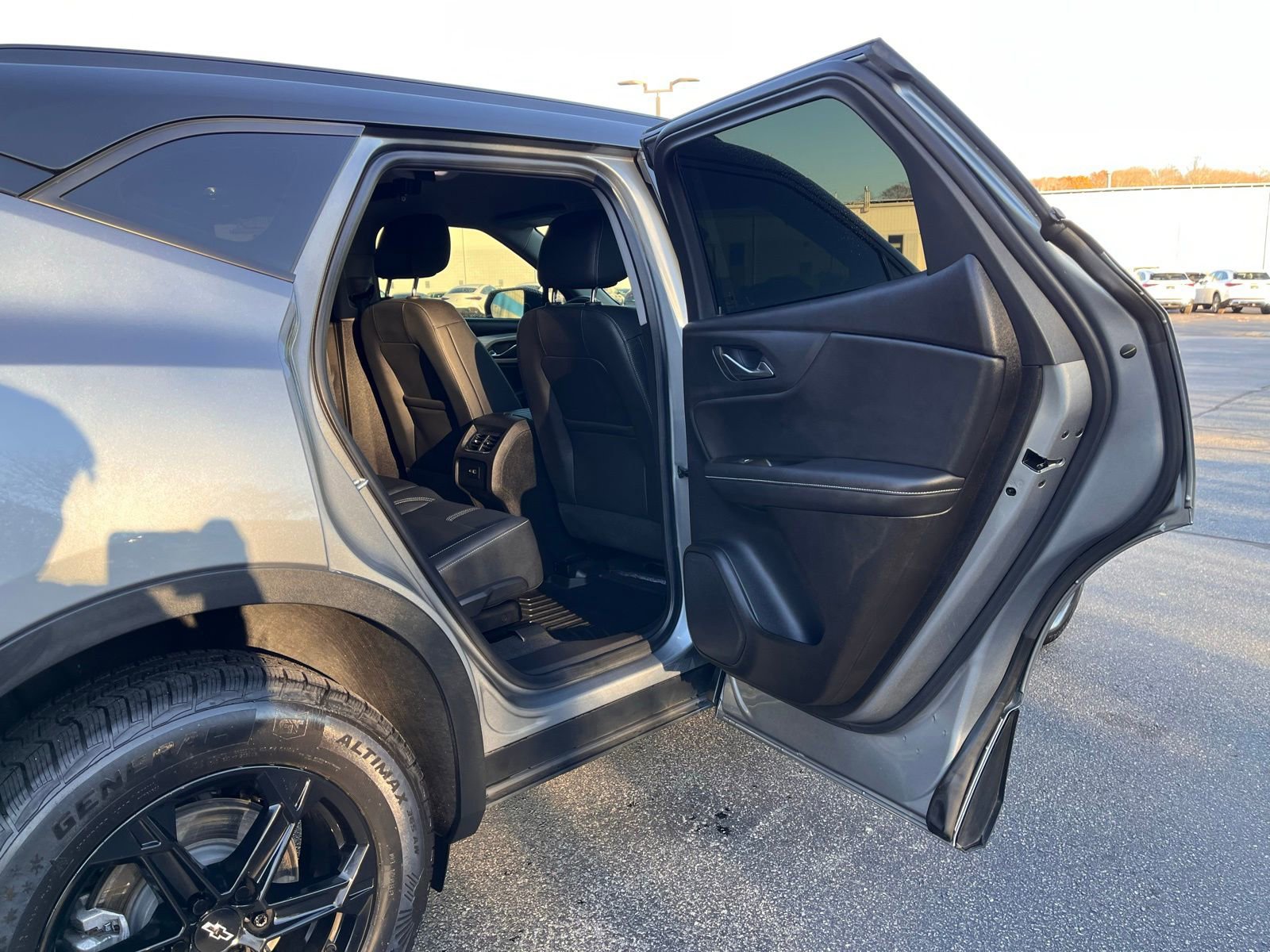 Certified 2024 Chevrolet Blazer LT w/ Midnight/Sport Edition image 23