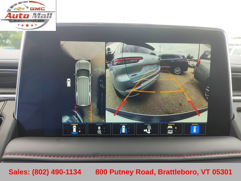 Certified 2024 Chevrolet Suburban RST w/ Luxury Package AWD/4WD image 20