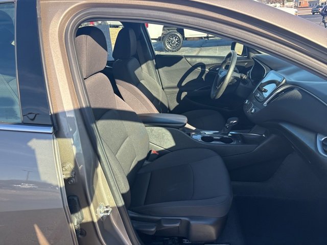 Used 2024 Chevrolet Malibu LT image 20