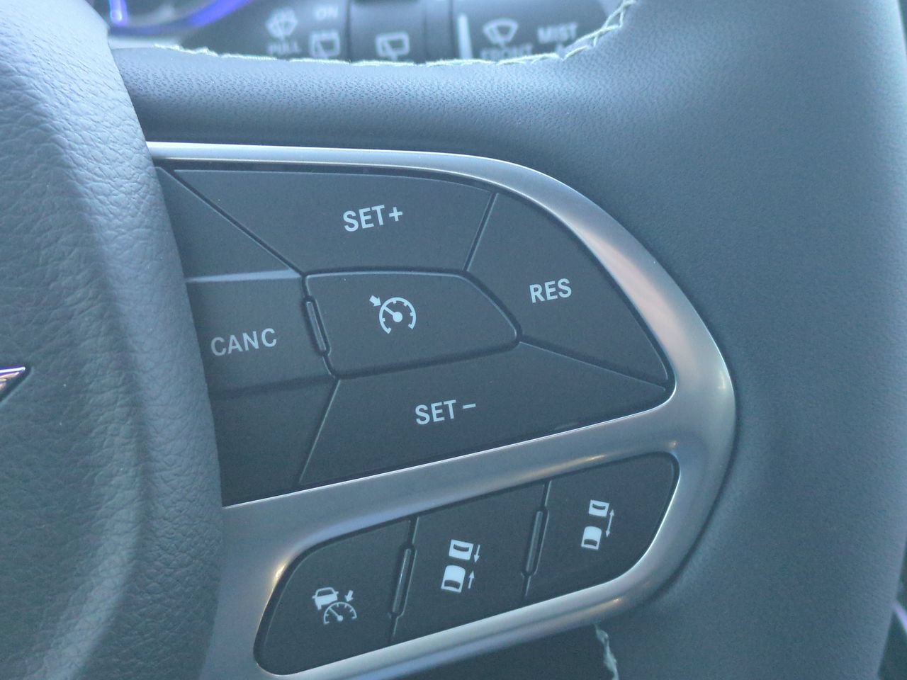 New 2026 Chrysler Voyager LX FWD image 23