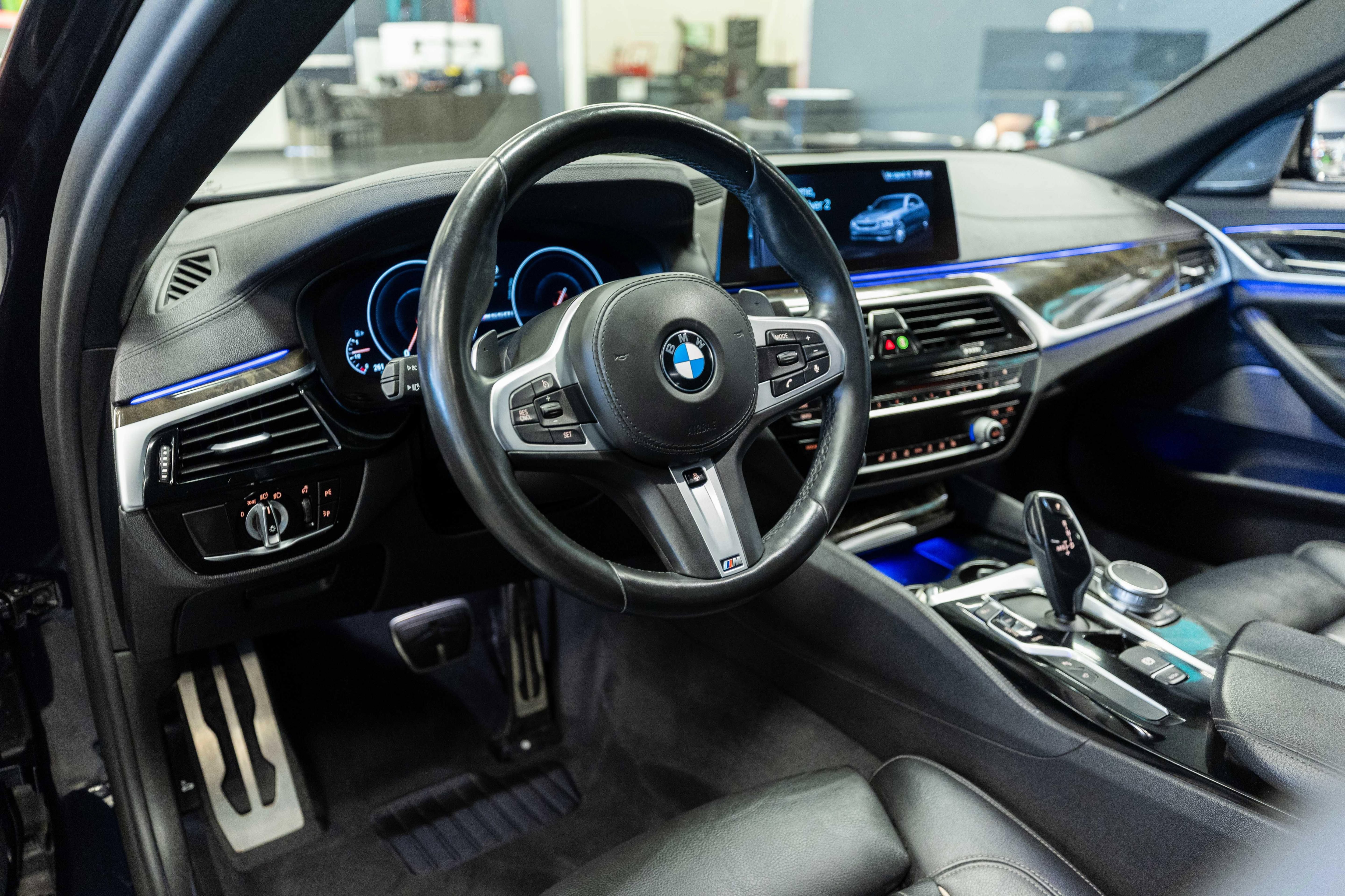 Used 2019 BMW M550i xDrive AWD/4WD image 10