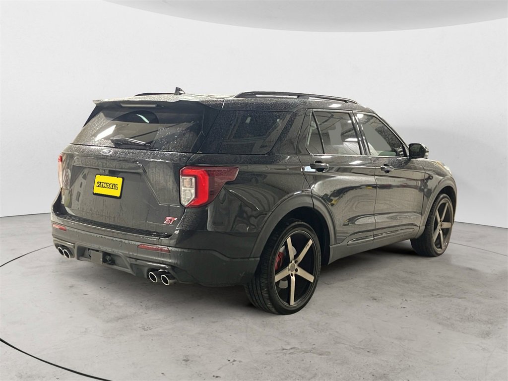 Used 2021 Ford Explorer ST w/ ST Street Pack image 5