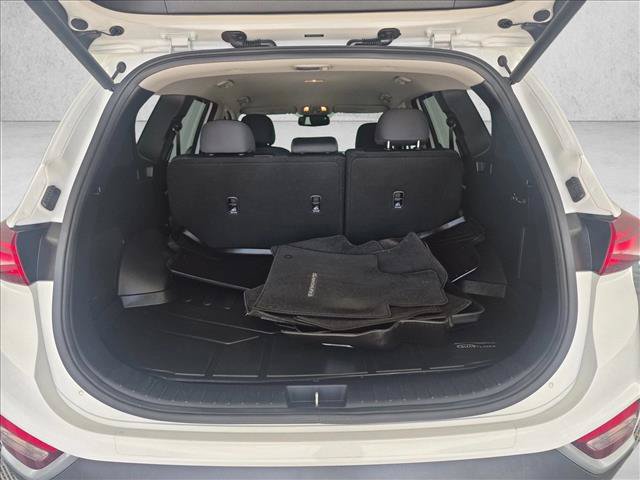 Used 2020 Hyundai Santa Fe SEL w/ Convenience Package FWD image 6