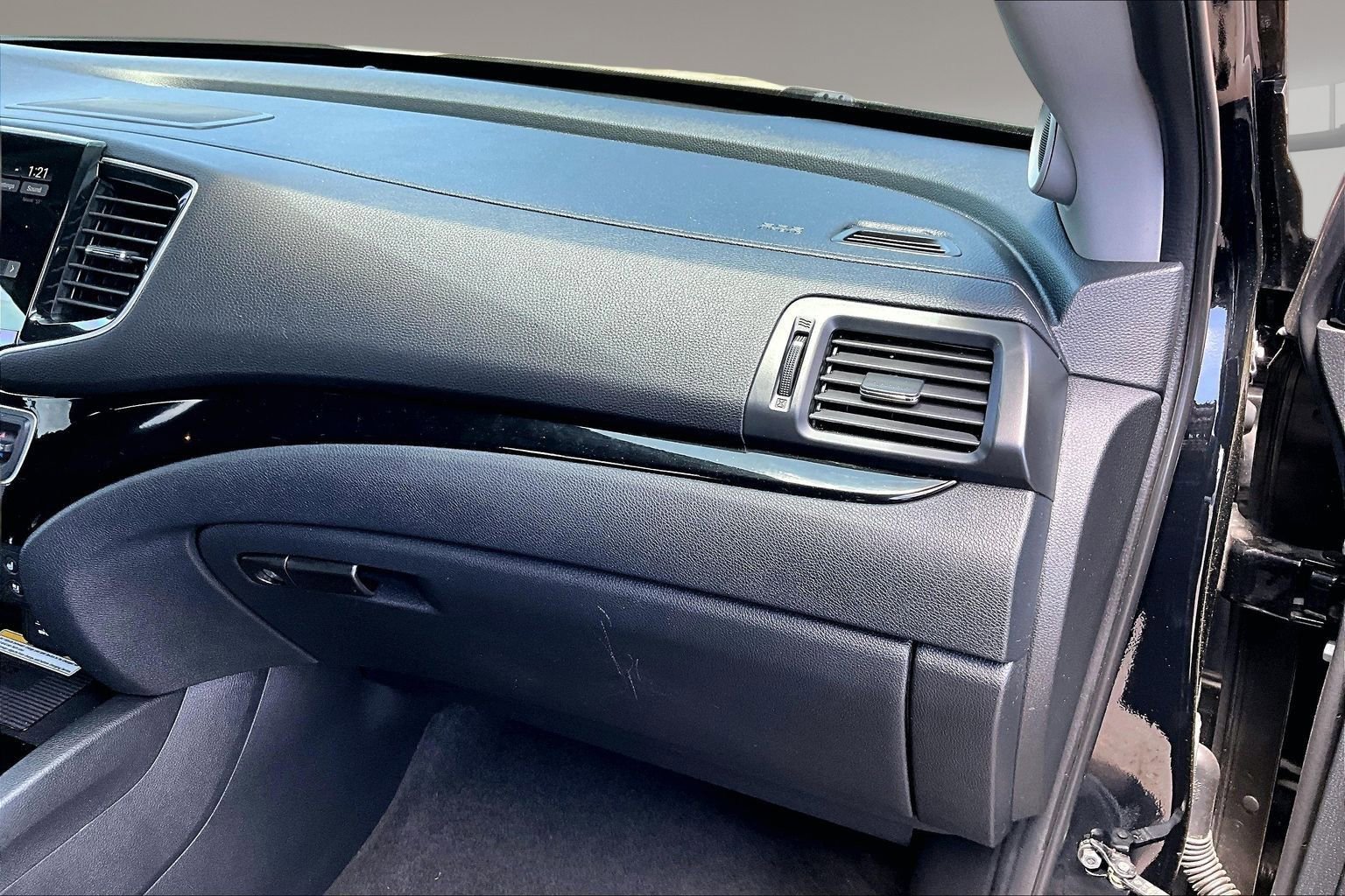 Used 2021 Honda Pilot Elite image 27